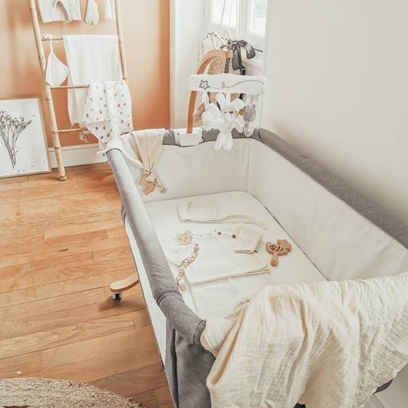 Gliding Square Crib Cradle Solid Wood Cradle with Canopy and Stand