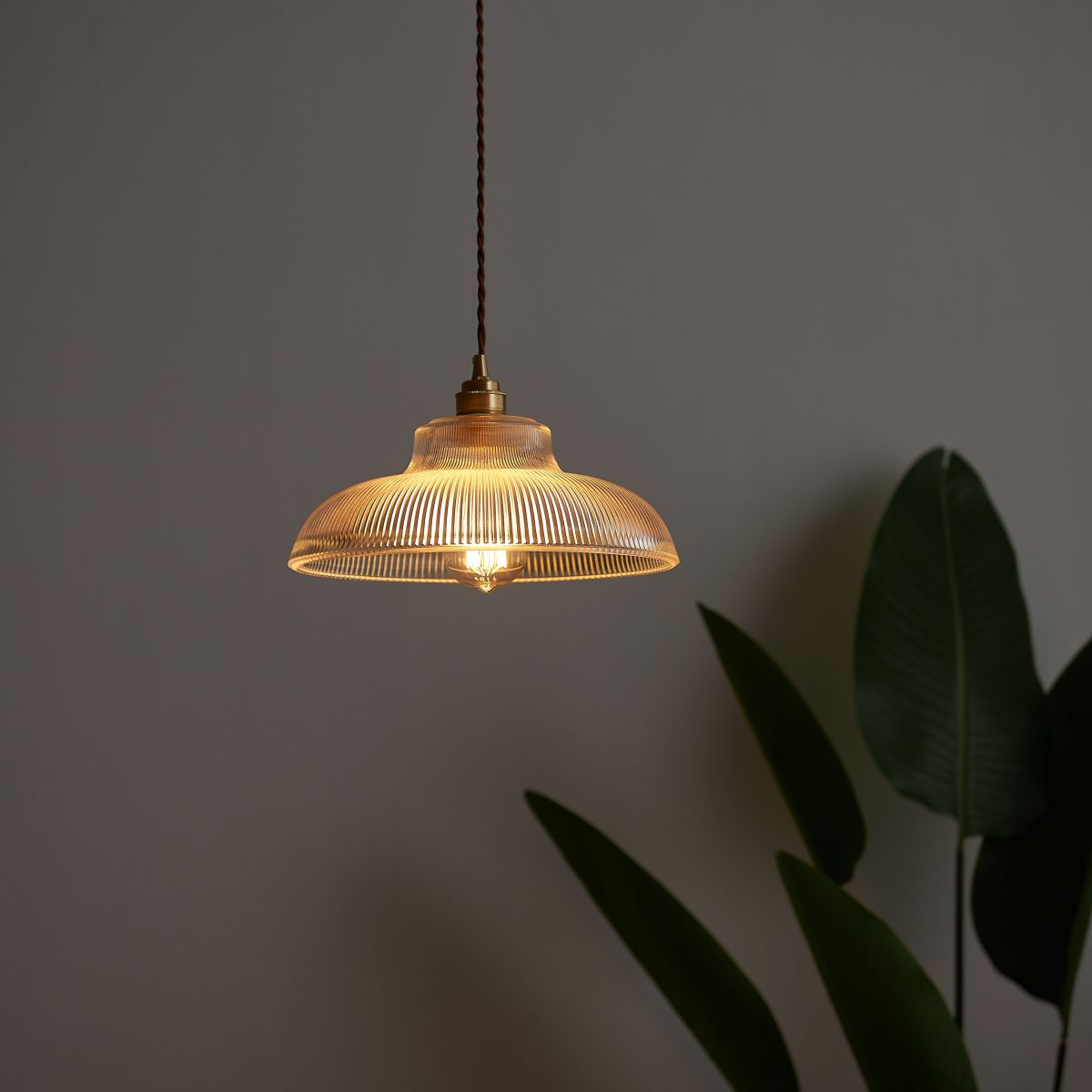 Retro Industrial 1 Light Pendant Prismatic Clear Glass Dome Pendant Lamp for Coffee Shop