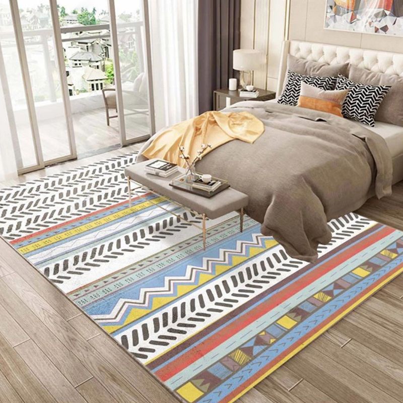 White Tone Living Room Carpet Retro Tribal Pattern Area Rug Polyester with Non-Slip Backing Rug