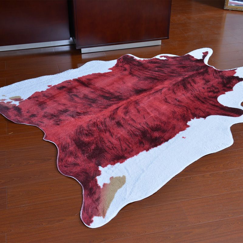 Tapis de peau d'animal de forme irrégulière