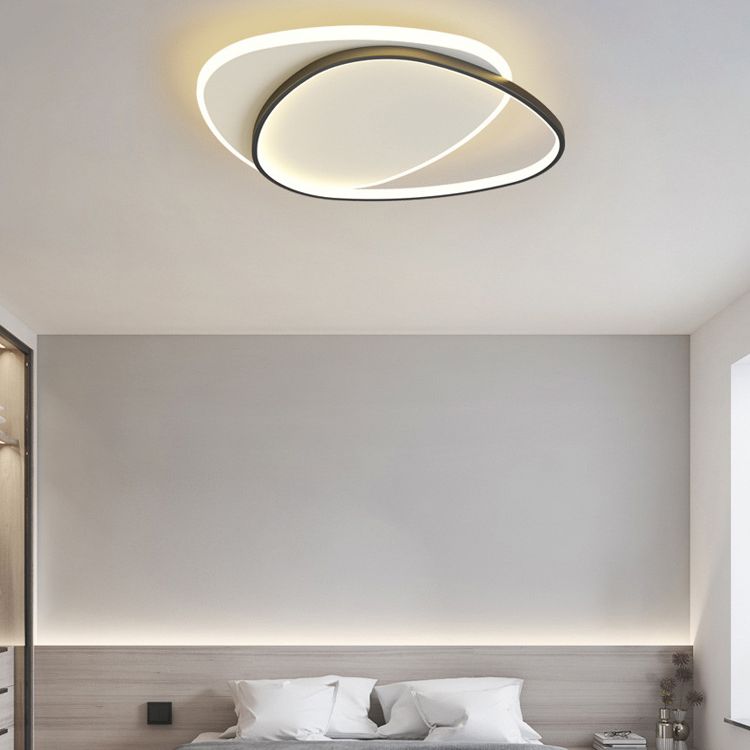 Black Ceiling Light Modernism LED Flush Mount Lighting for Foyer