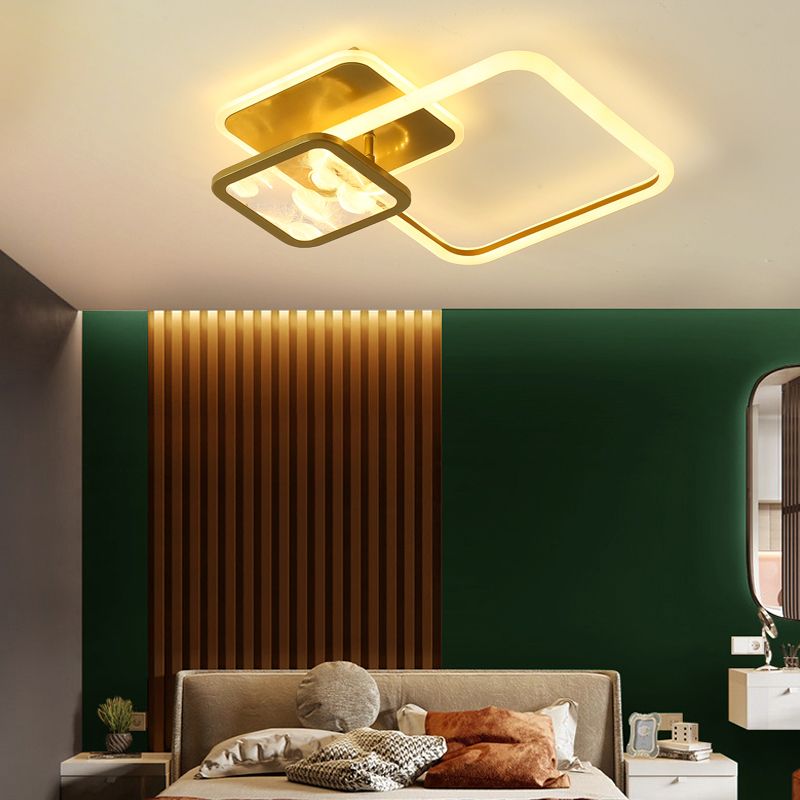 Square Shape Metal Flush Mount Light Modern Style 3 Lights Ceiling Mount Light in Gold