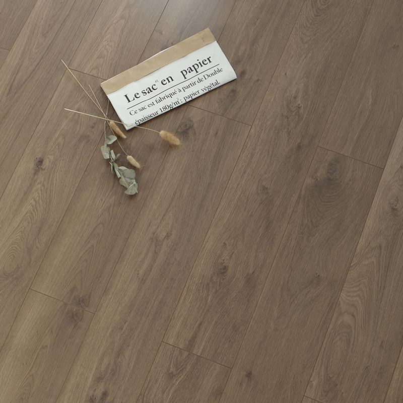 Brown Wood Laminate Flooring Scratch Resistance Matte Laminate Plank Flooring