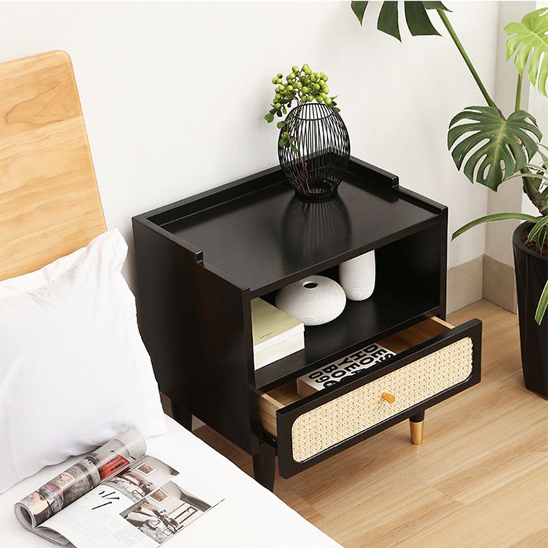 Solid Wood Accent Table Nightstand Contemporary Bedside Cabinet for Bedroom