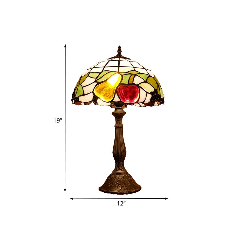 Tombra de tazón Noche de luz Tiffany Glass 1 Lámpara de mesa de acabado de bronce ligero con patrón de fruta