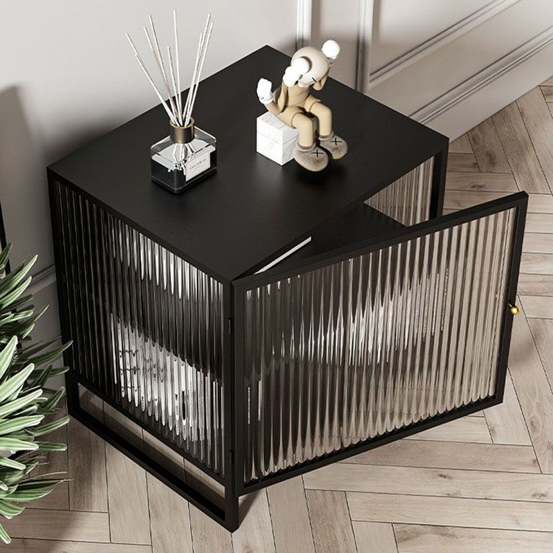 Contemporary Metal Accent Table Nightstand 21.65" Tall Bed Nightstand with 3 Shelves