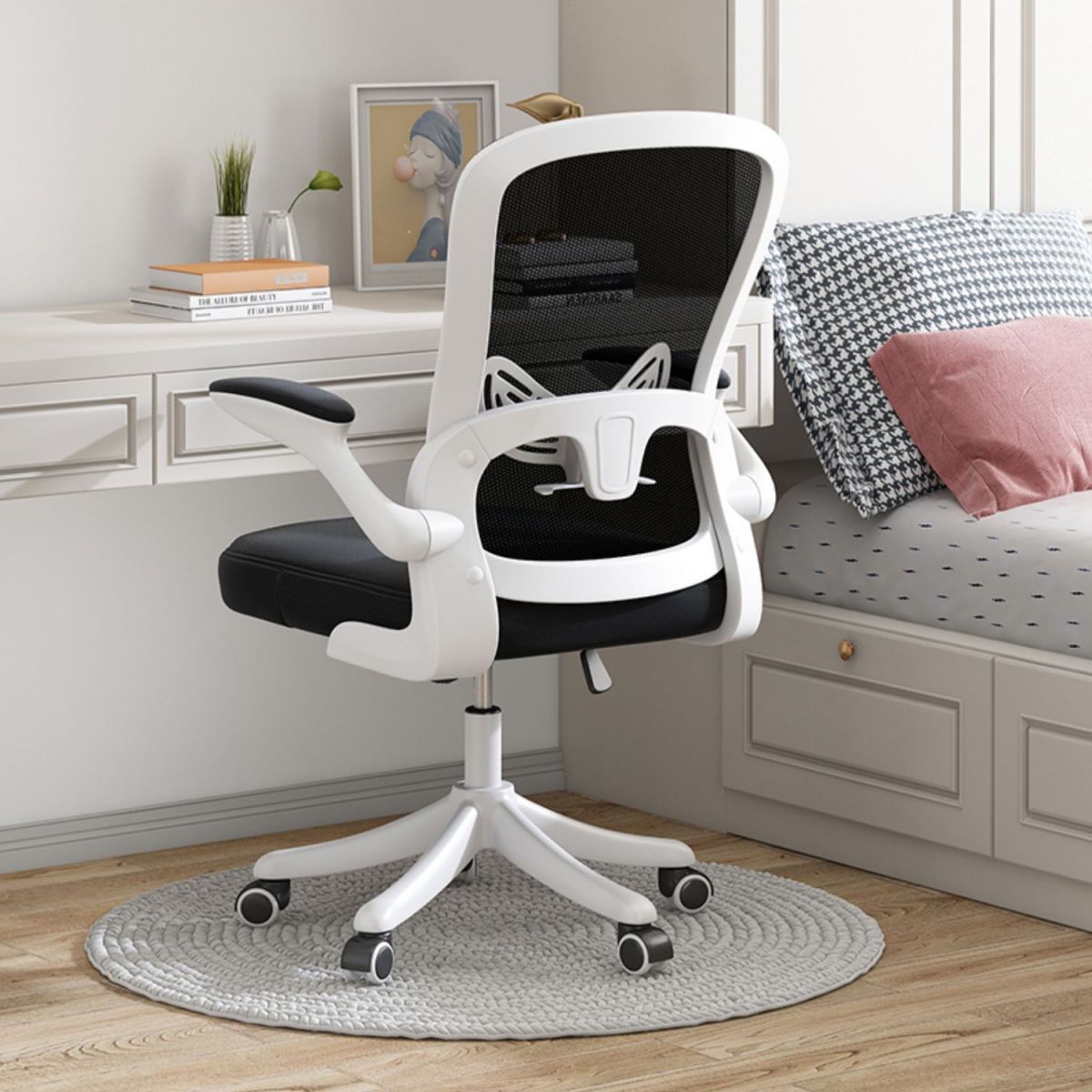 Modern Removable Arms Office Chair Tilt Mechanism Ergonomic Desk Chair