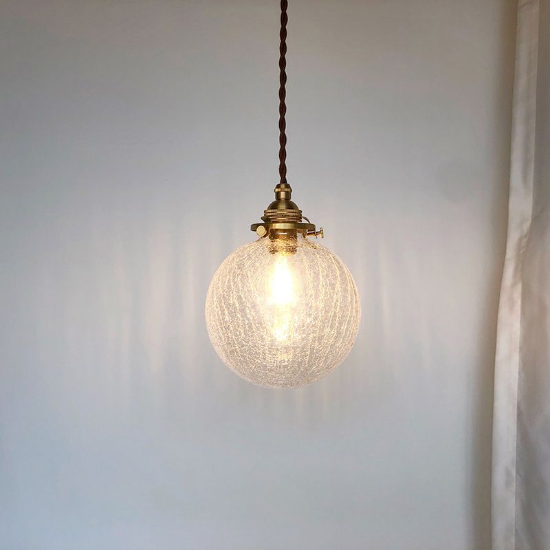 Luce a sospensione in ottone in rame in stile industriale Crackle Glass Globe Hanging Lampada per spazi interni