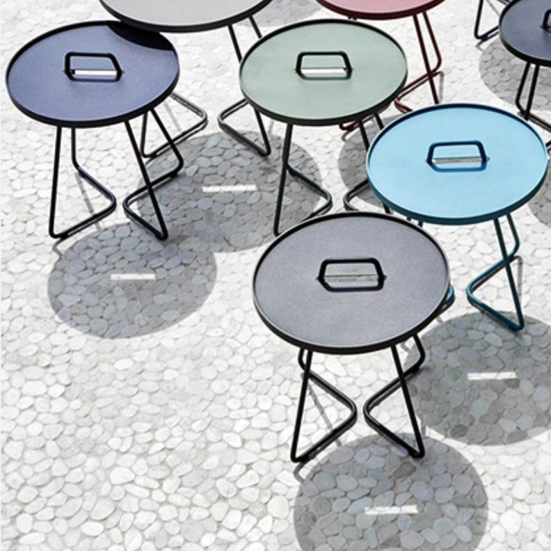 Modern Style Round Side Table Aluminum Rust Resistant Patio Table