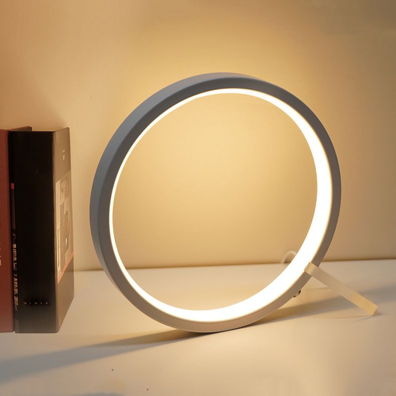 Modern Style Desk Lighting Fixture Linear LED Desk Lamp for Bedroom