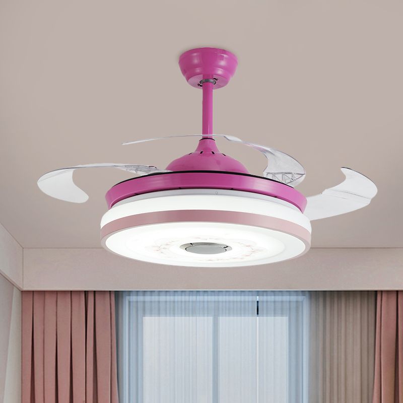 Blauwe/roze LED Round Hangende ventilatorlamp Modernistische acryl-3-blade semi-flush mount verlichting, 42 "breedte