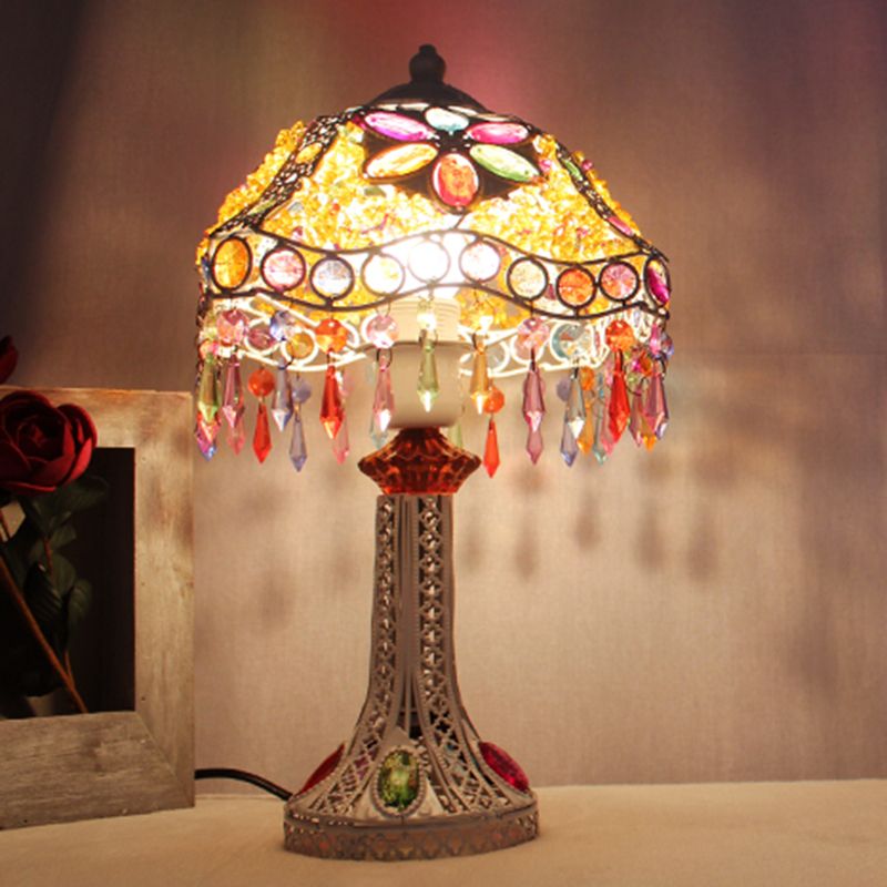 Bohemian Scalloped Table Lighting 1 Bulb Metal Nightstand Light in White/Red/Yellow for Living Room