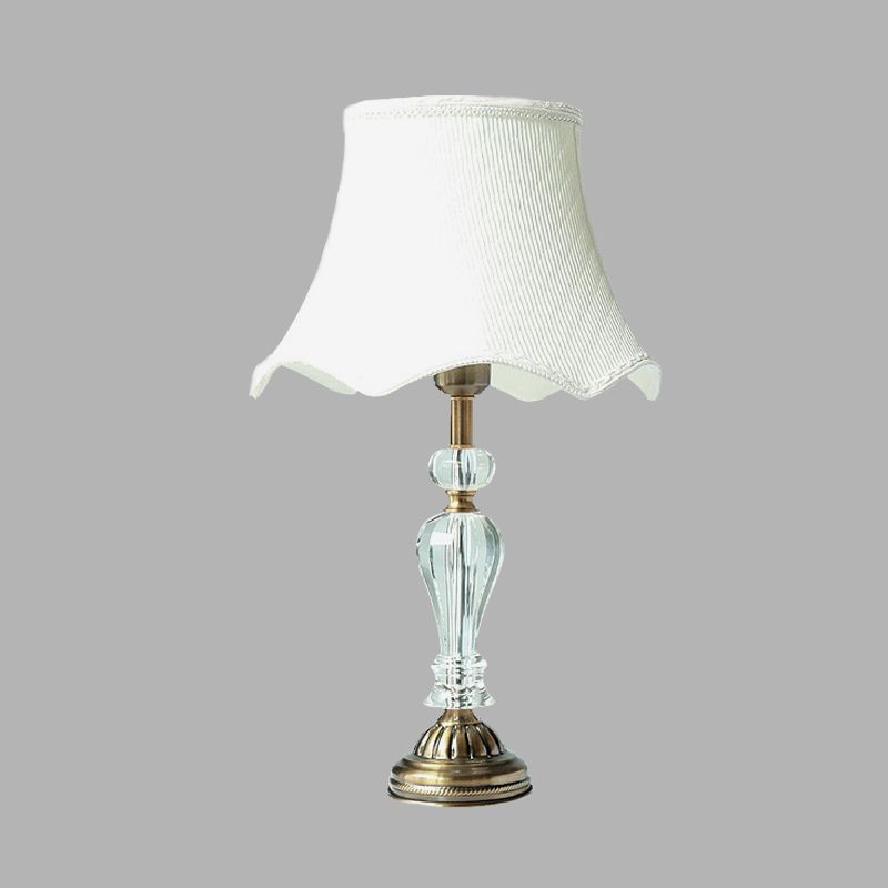 Tissu lampe de nuit blanche lampe à bulbe de chante feston Lumière de table de chevet simple avec accent en cristal