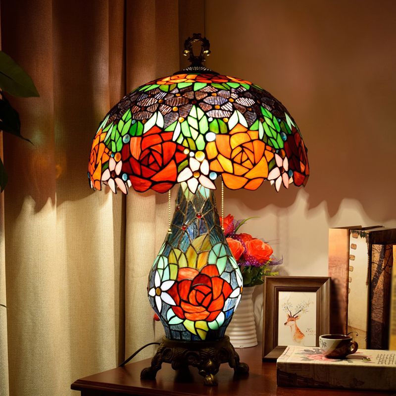 Green 3 Heads Table Lighting Tiffany Stained Art Glass Rose Pattern Nightstand Lamp with Mushroom Shade