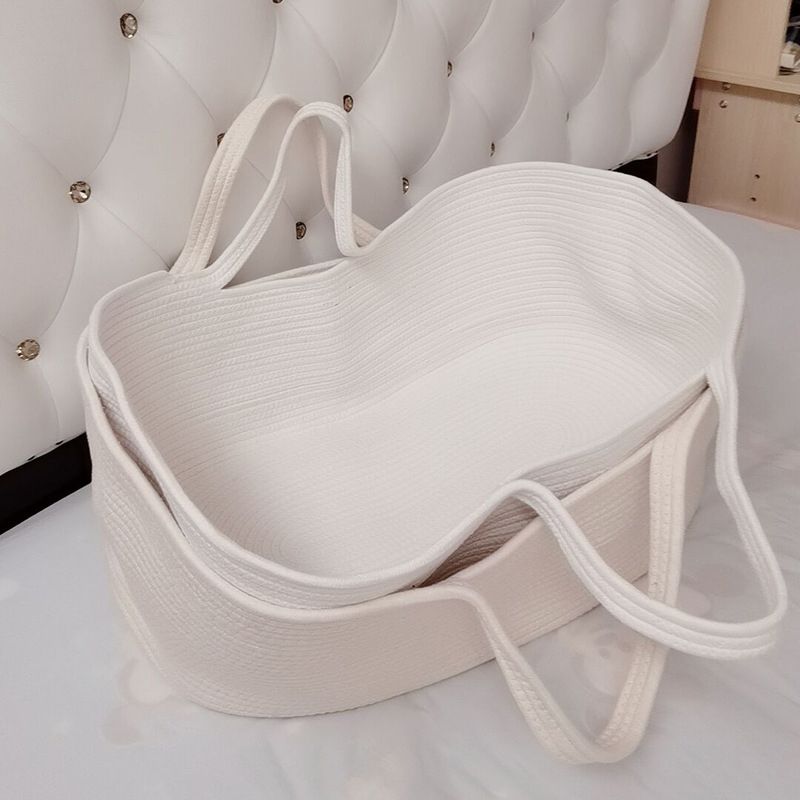 Portable Crib Cradle Folding Oval Moses Basket with Bedding for Newborn