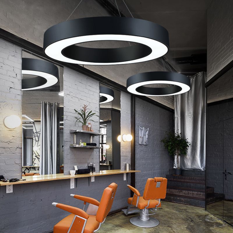 Metal Loop Shaped LED Chandelier Lamp Simplicity Black Finish Pendant Light for Gym