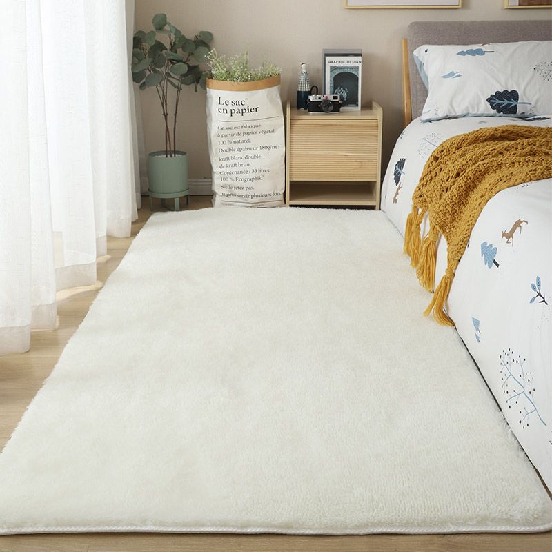 White Bedroom Area Rug Solid Color Polyester Area Carpet Non-Slip Backing Area Rug