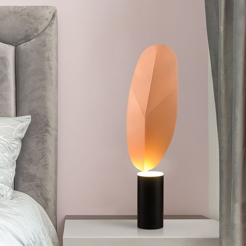 LED Leaf Task Lighting Modernist Metal Night Table Lamp in Pink/Gold for Living Room