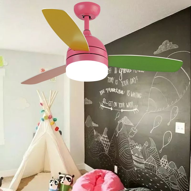 Éclairage de ventilateur de pendentif en dôme Enfants en acrylique LED rose / bleu semi-flusteur Mount Lumière avec 3 lames colorées pour chambre, 39 "de large