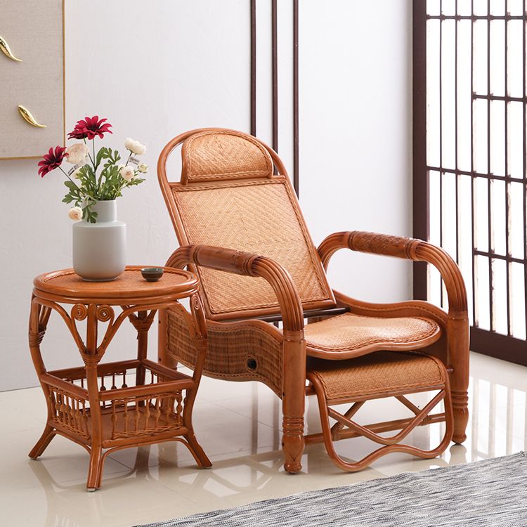 Traditional Standard Recliner with Solid Wood Legs and Arms in Brown