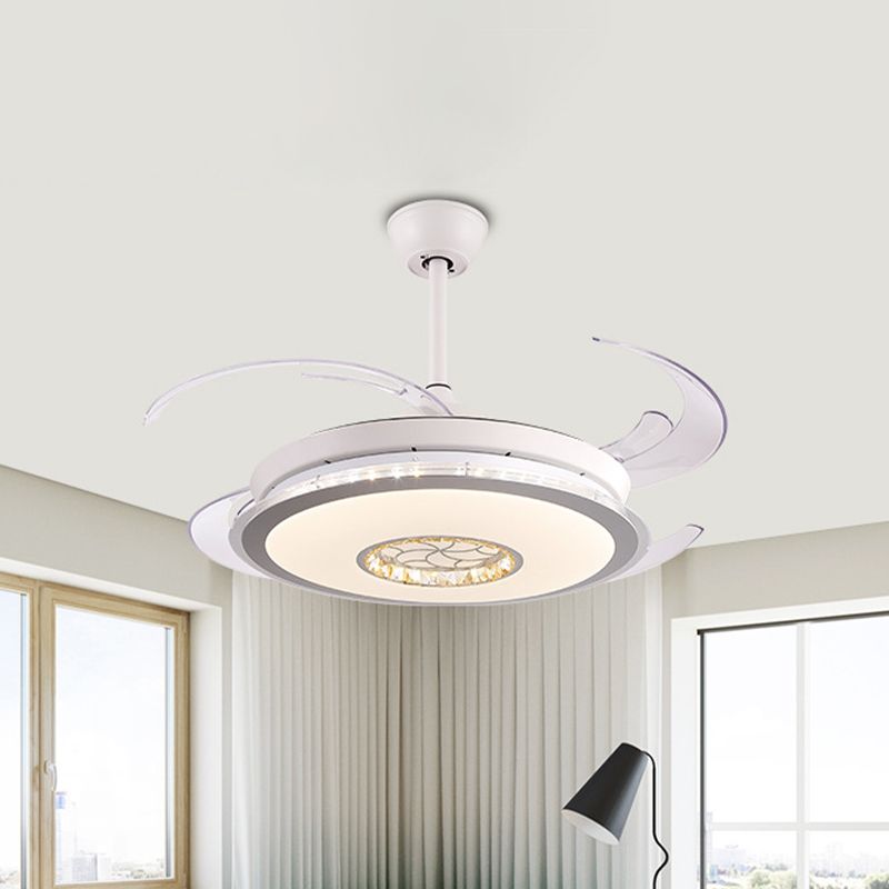 Minimalistische ronde LED-plafondventilator 47 "brede 4-blade kristal semi-montage verlichting in het wit