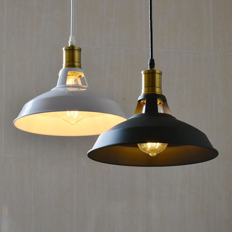 1 Light Barn Ceiling Pendant Creative Industrial Style Metal Pendant for Restaurant