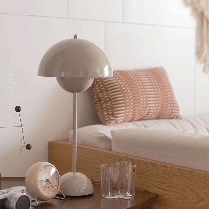 Nordic Style Metal Table Lamp Mushroom Shape Colorful Bulb Table Light for Bedroom