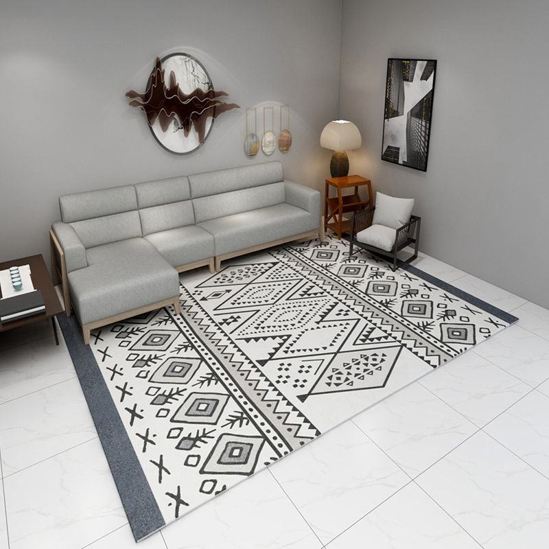 Classic Multi-Color Southwestern Rug Polyester Geometry Rug Stain Resistant Non-Slip Pet-Friendly Rug for Living Room