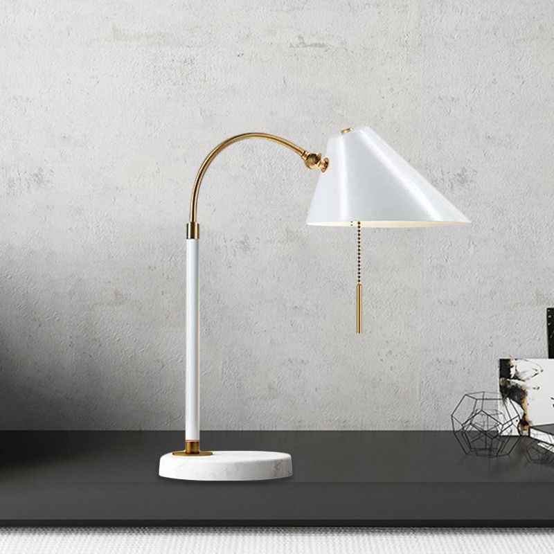 Minimal 1 Bulb Night Table Light Black/White Conic Pull Chain Nightstand Lamp with Metal Shade