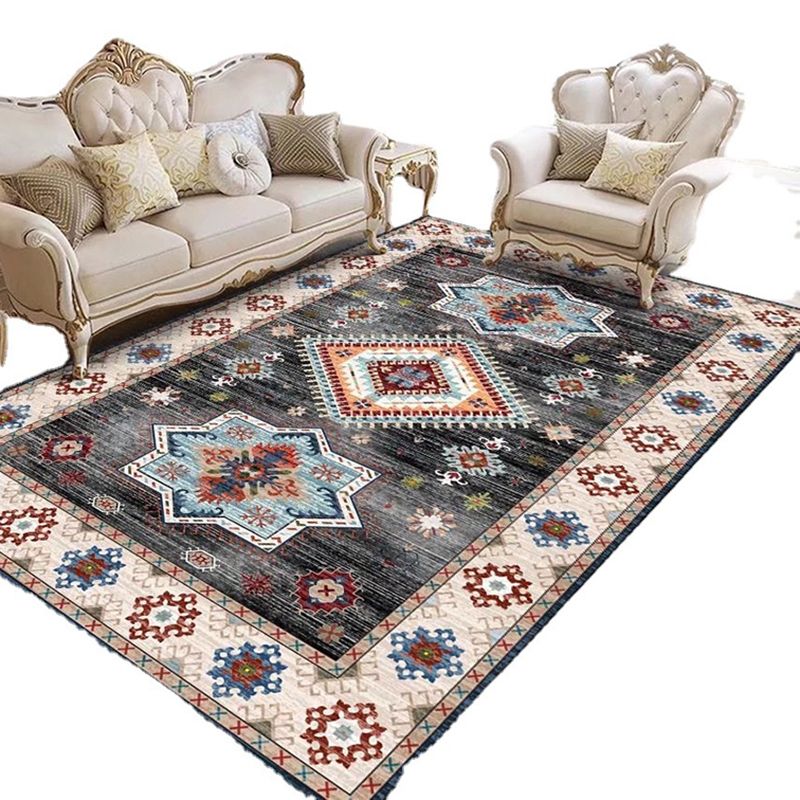 Distressed Moroccan Area Rug Traditional Floral Design Indoor Rug Polyester Non-Slip Backing Carpet for Home Decoration