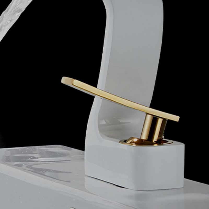 Modern Single Handle Sink Faucet Bathroom Brass Centered Faucet