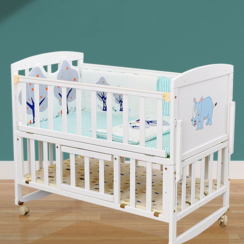 Scandinavian Baby Crib Pine Coir Fiber Nursery Crib with Casters