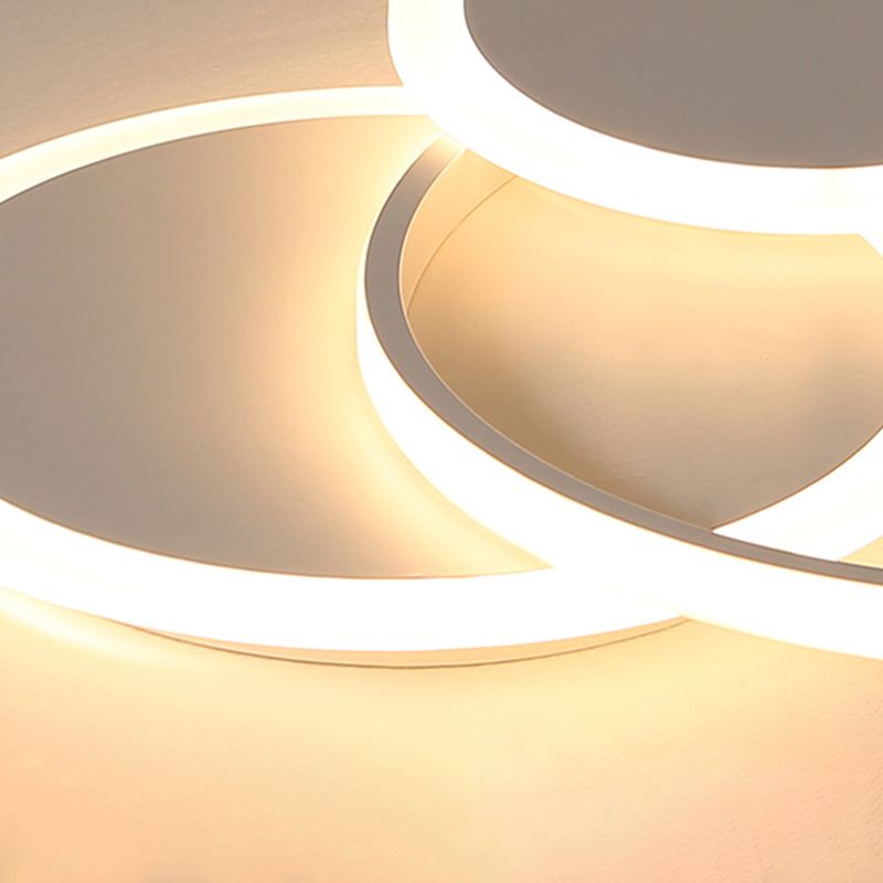 3-Light LED Flush Mount Modern Metal Circle Ceiling Mounted Fixture for Bedroom