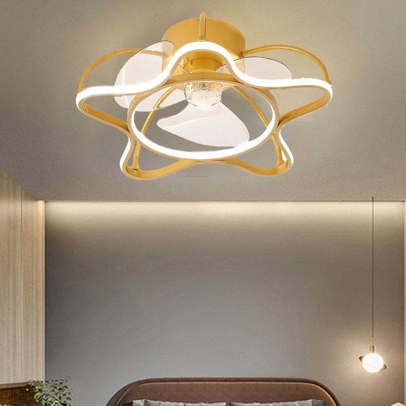 Cartoon LED Flush Mount Fans Lampe Geométrique Semi Flush Plafond Lightture avec ombre en métal