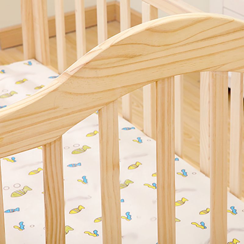 Pine Wood Scandinavian Nursery Bed Animal Print Crib with Wheels