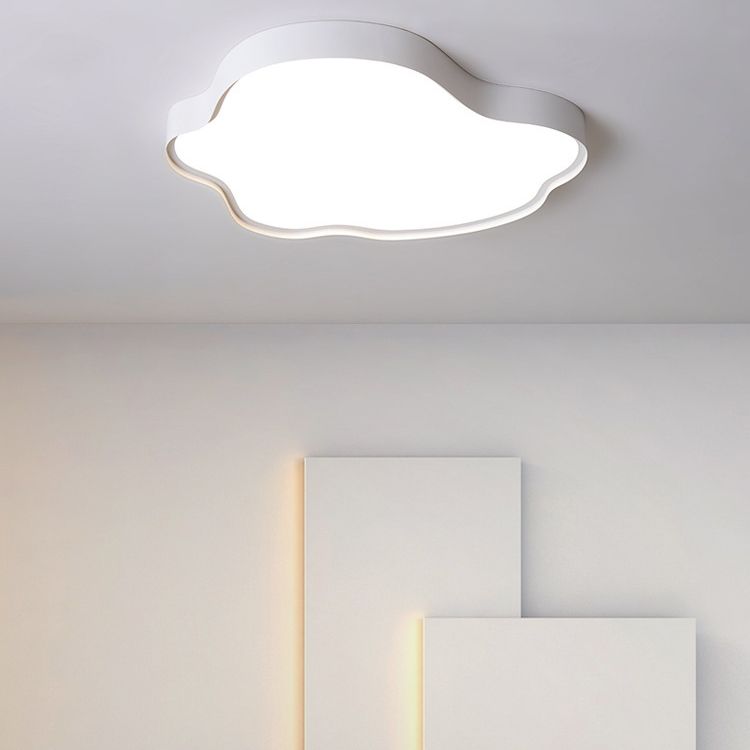 White Ceiling Light Modern LED Flush Mount Lighting for Hallway