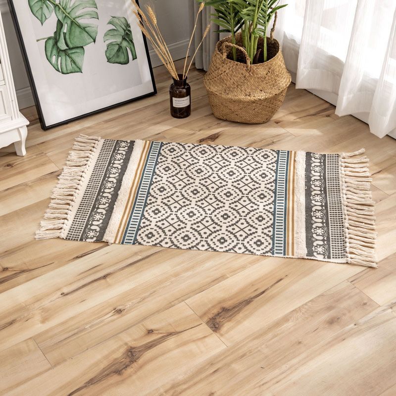 Classic Geometric Printed Rug Multi-Colored Cotton Blend Carpet Easy Care Washable Rug with Fringe for Bedroom