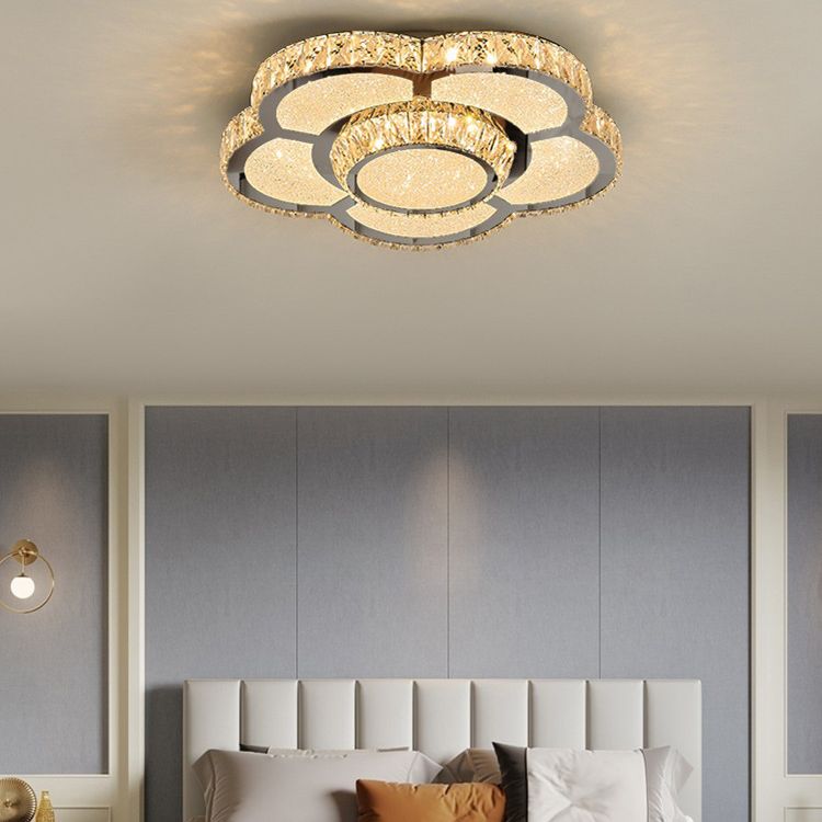 Modern Style Plum Shape Ceiling Lamp Metal 1 Light Ceiling Lighting for Dining Room