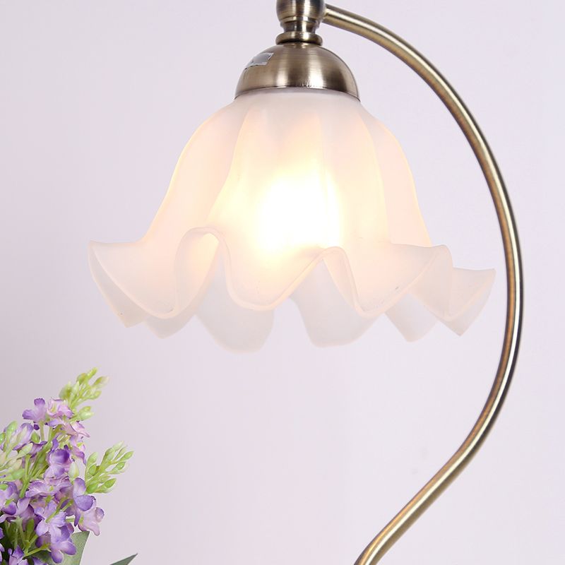 Moderner Stil Blumenform Tischlampe Glas 1 Lichttisch Licht