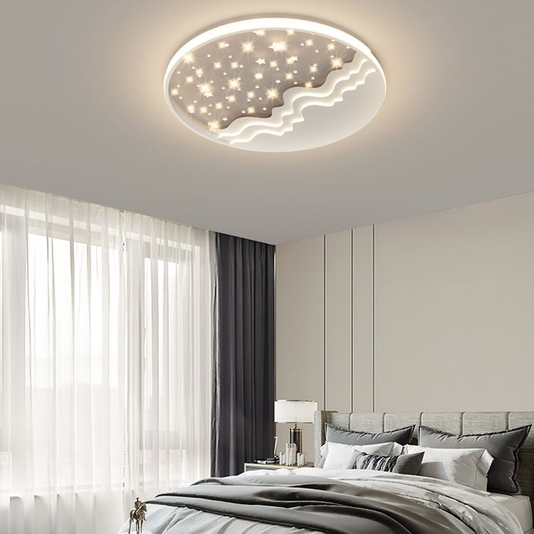 LED Modern Metal Flush Mount Circle Shape Ceiling Lamp with Silicone Shade for Living Room