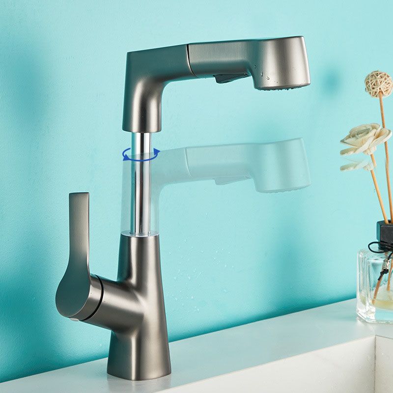 Pull Down Kitchen Faucet Single Handle Metal Faucet with Pull Out Sprayer