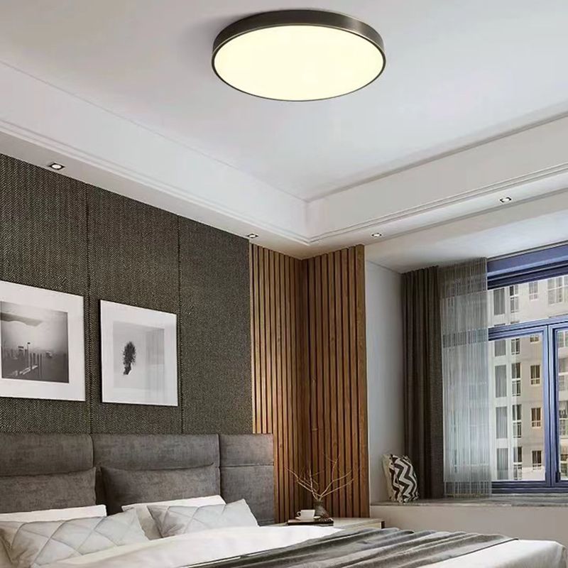 1-Light Round Flush Light Modern Metal Flush Mount Ceiling Light