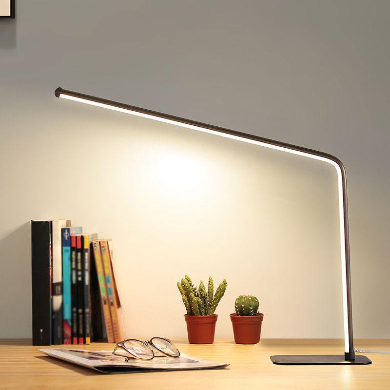 Nordic Style LED Table Lamp Modern Style Desk Lamp for Study Bedroom