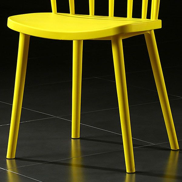 Scandinavian Plastic Side Chair Windsor Back Indoor-Outdoor Chair