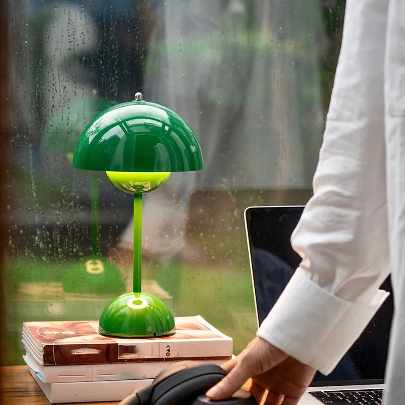 Escritorio colorido moderno lámpara de escritorio con luz para la sala de estar