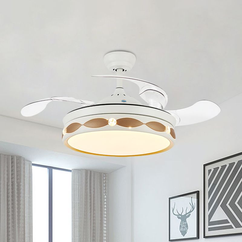 19.5 "brede witte LED Semi Flush Light Simple Metal Round Flush Mount Plafingventilator met 3 bladen