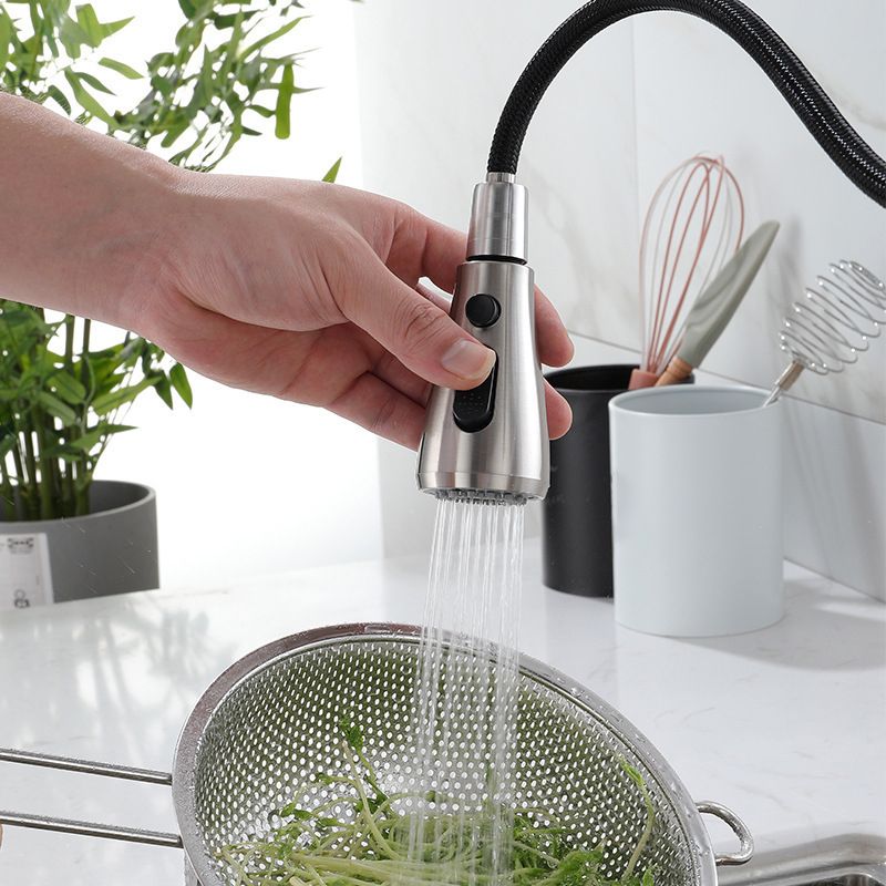 Pull Down Kitchen Standard Faucet Single Handle Faucet with Pull Out Sprayer