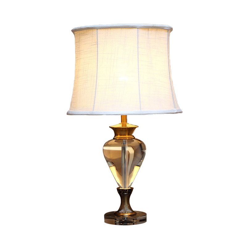 Minimalismus oval Nachtlampe 1 Licht klares Kristall Nachttisch Licht im Beige mit Stoffton