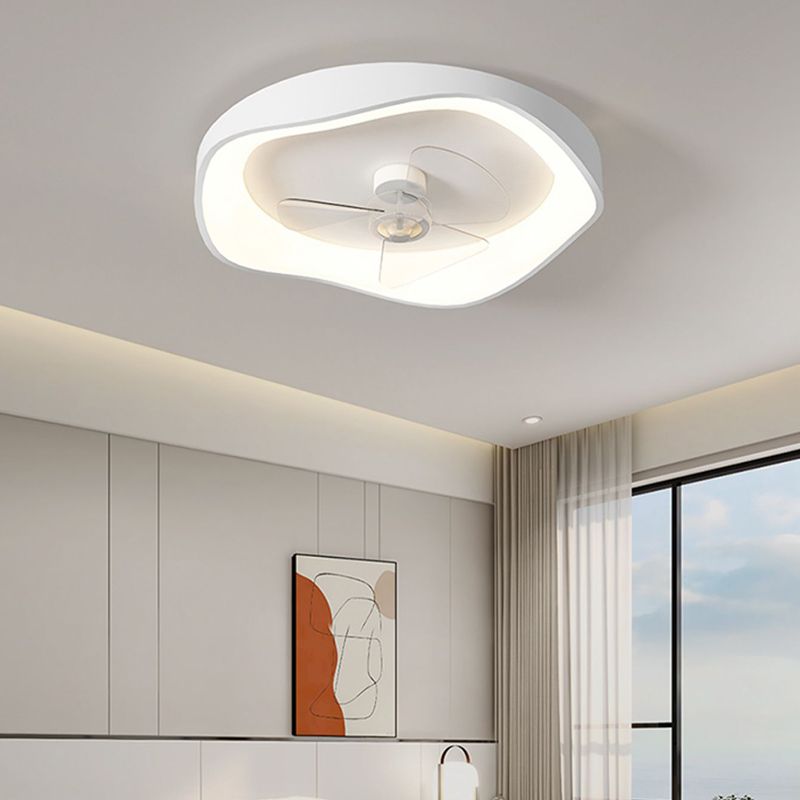 Geometric Shape Metal Ceiling Fans Modern Style 1 Light Flush Ceiling Fan in White