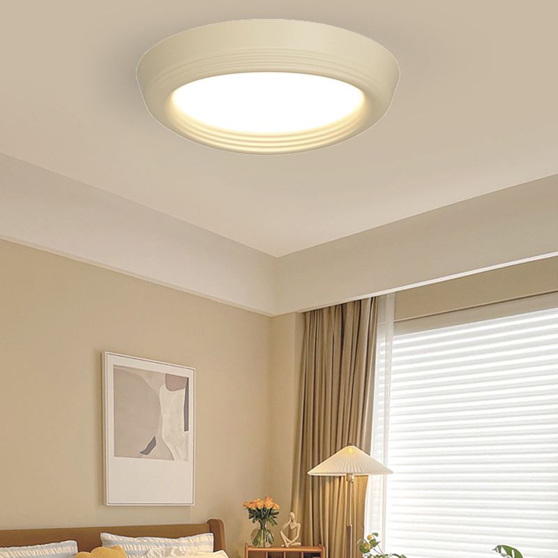 Resin LED Flush Mount Nordic Circle Ceiling Light Fixture for Bedroom